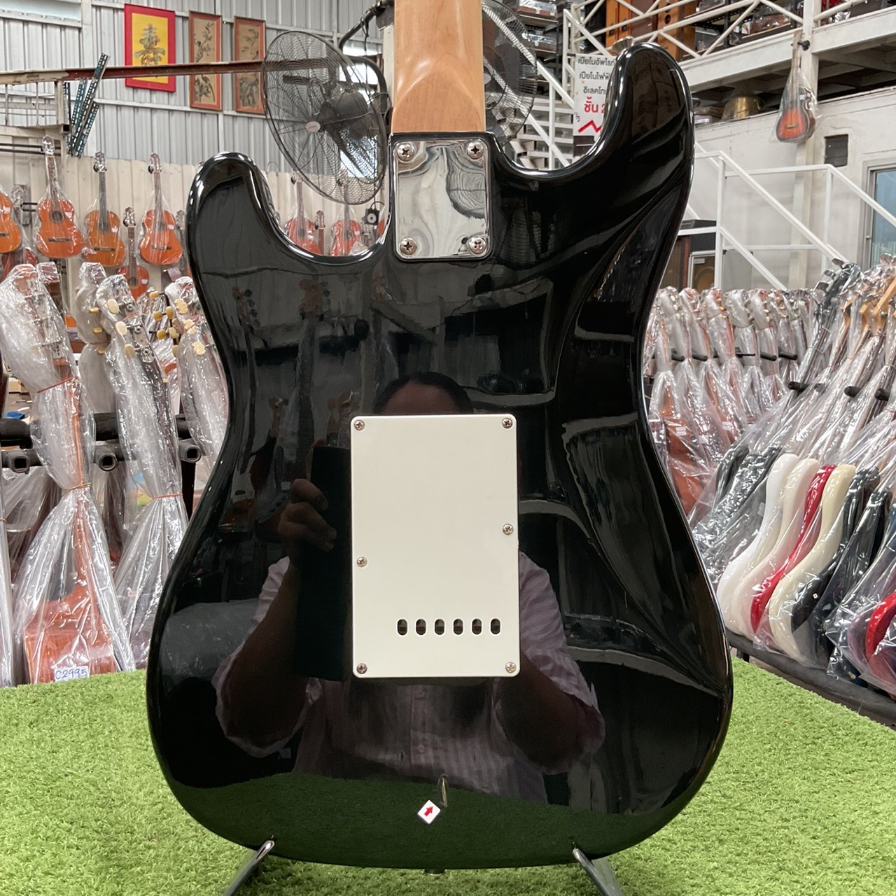 กีต้าร์ไฟฟ้า SELDER