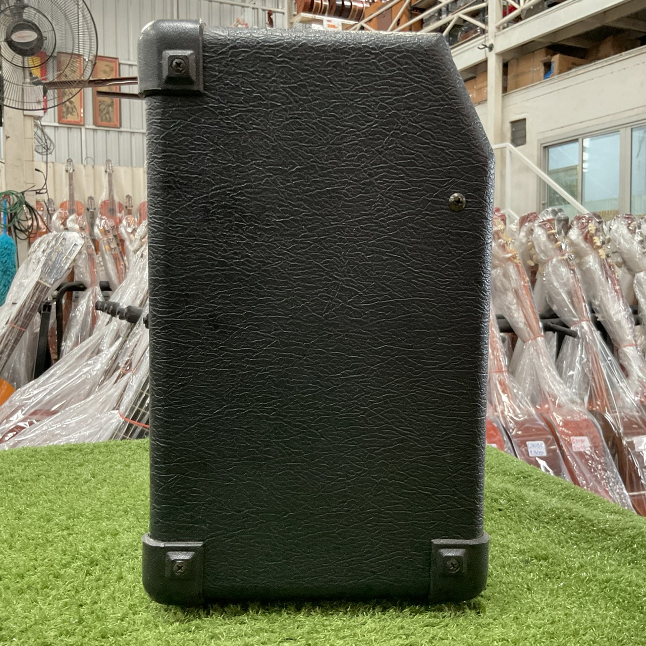 แอมป์กีต้าร์ FERNANDES : FA-15