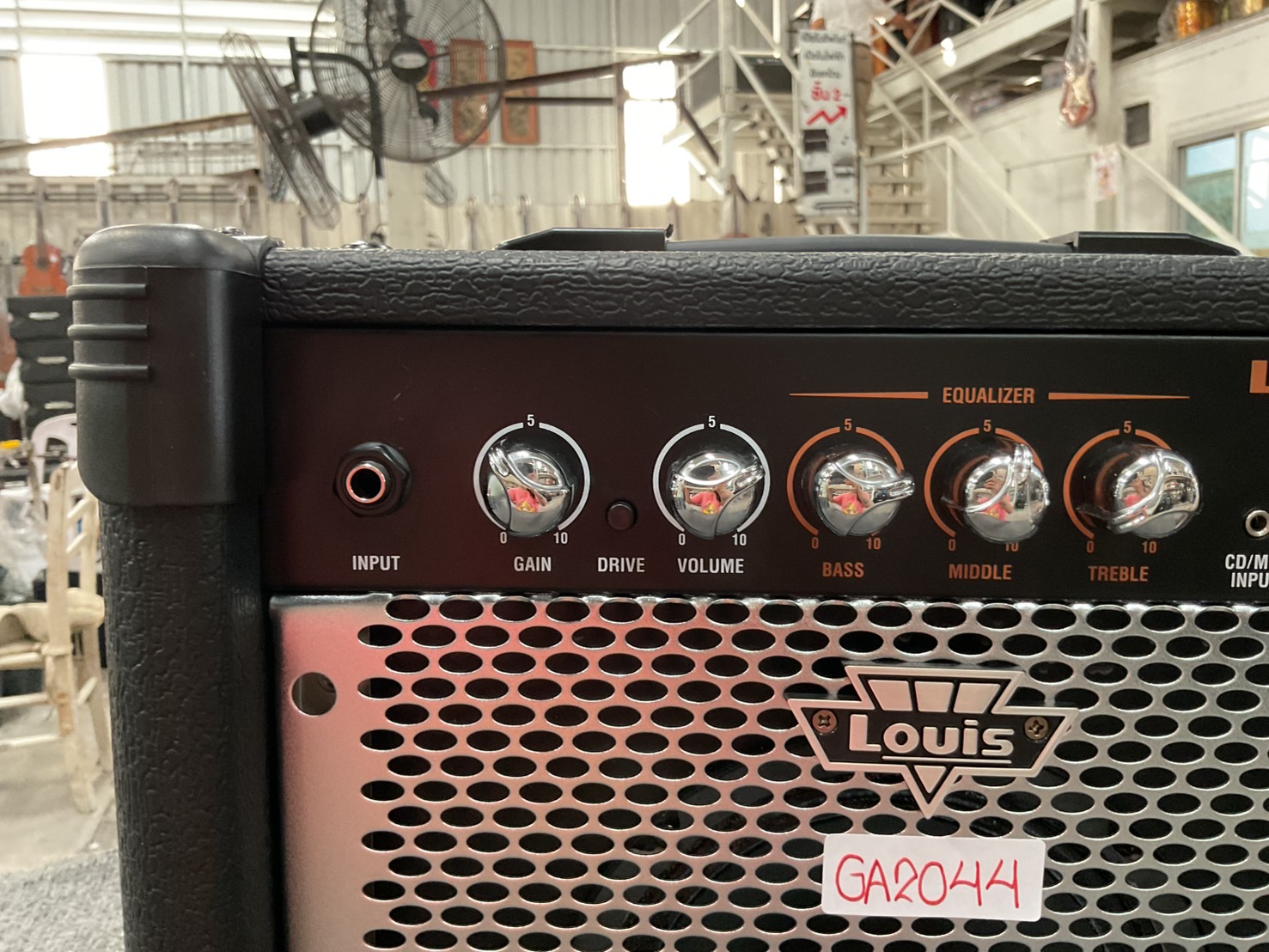 แอมป์กีต้าร์ Louis : LGA-15