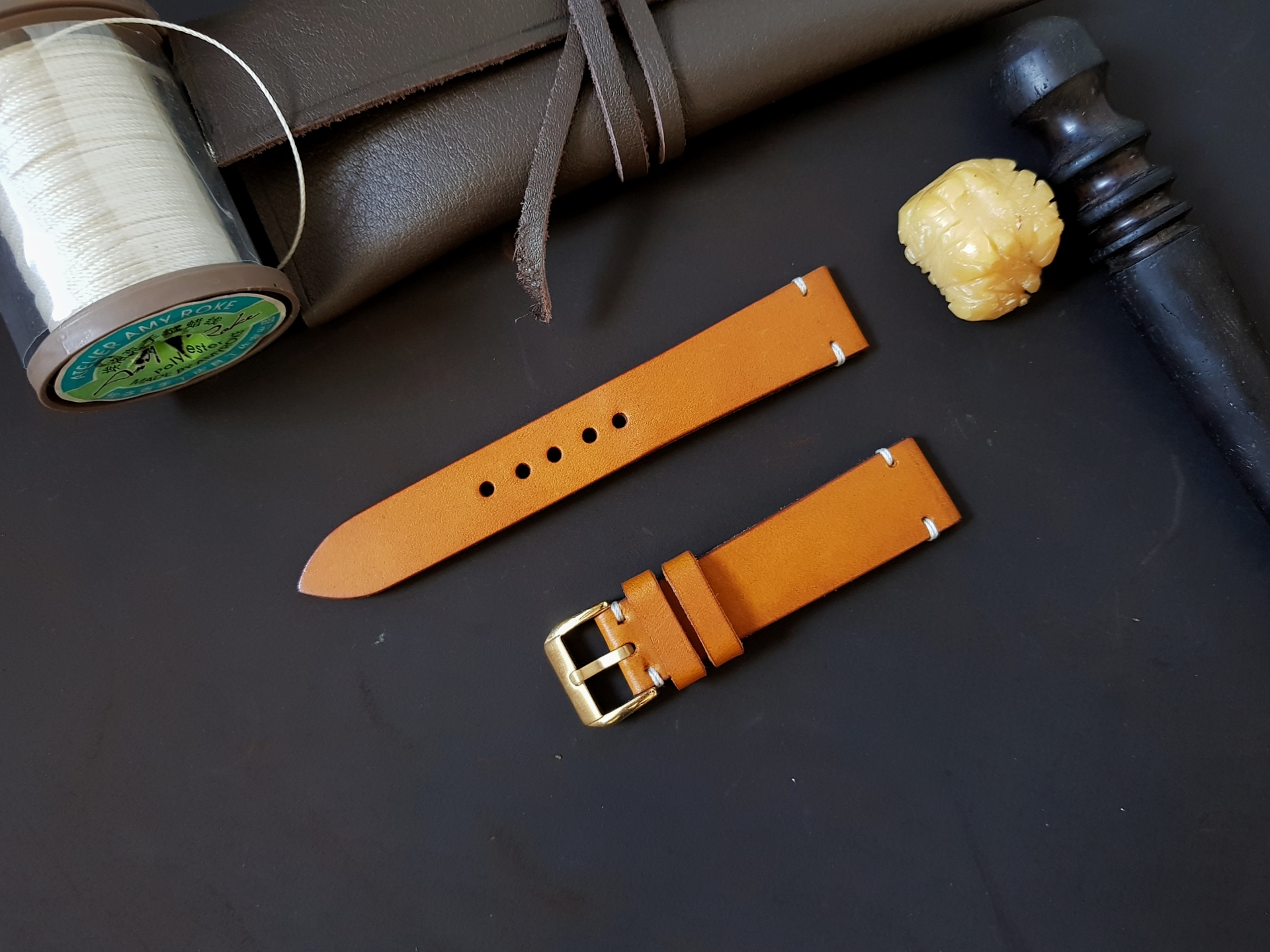 (Pre- Order)Zahalee HandCraft สายนาฬิกาหนังแท้ miminal หนังนำเข้าจากItaly งานหนังHandmade