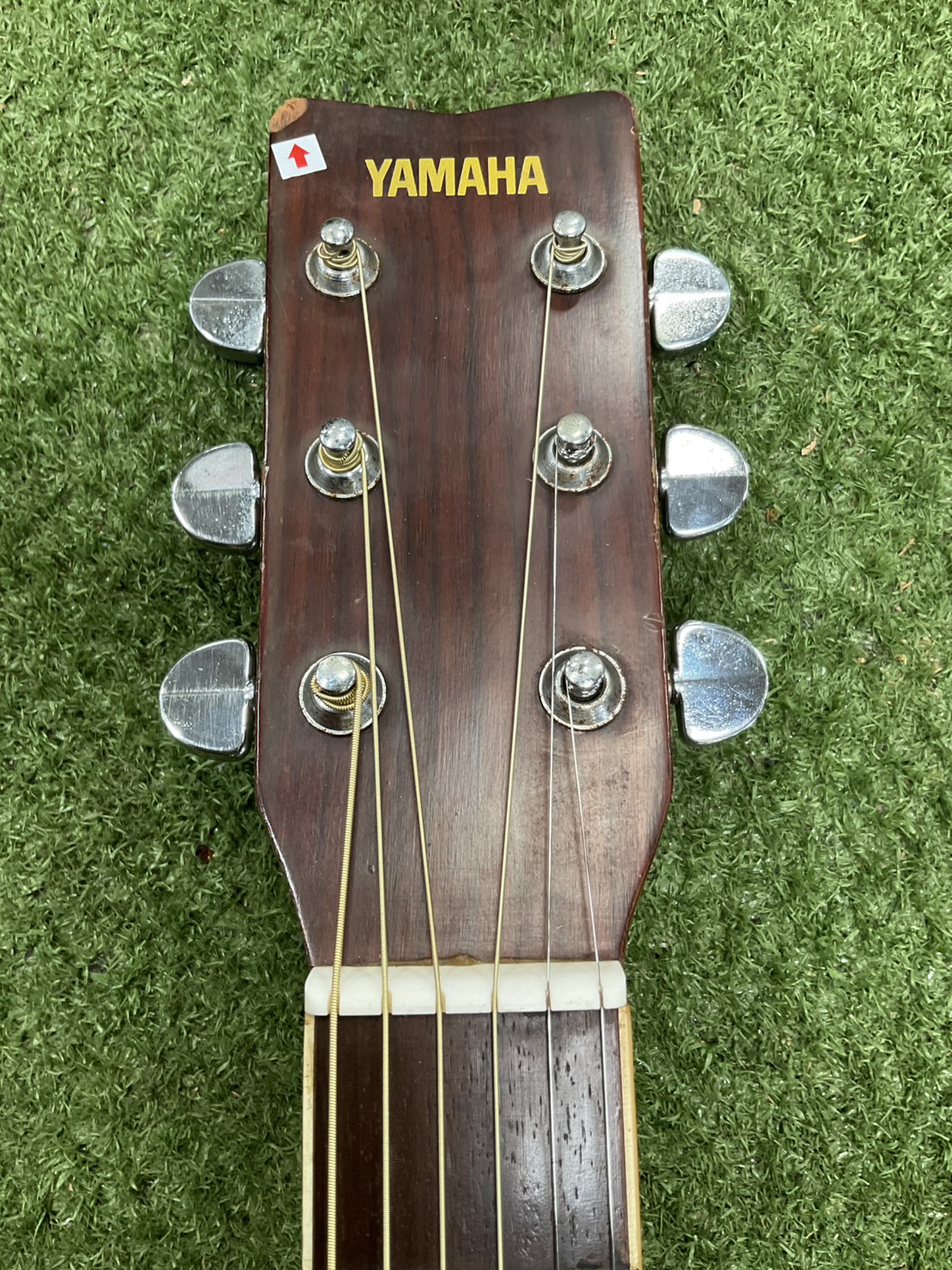 กีต้าร์โปร่ง YAMAHA : FG-200D