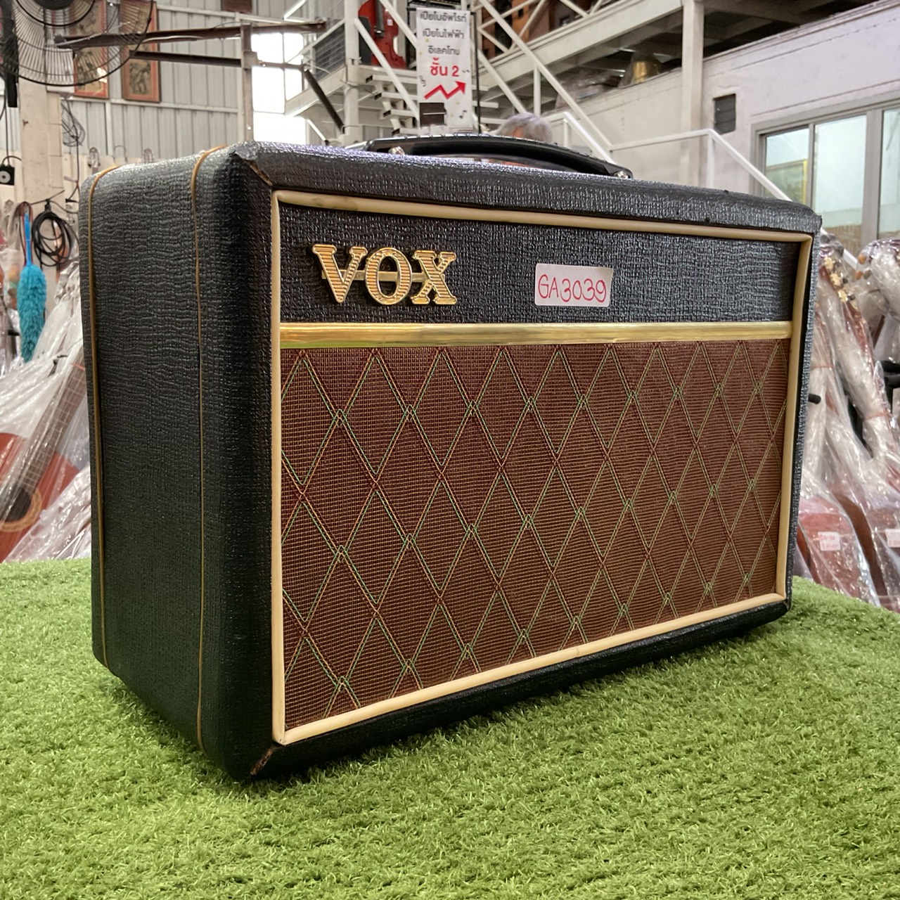 แอมป์กีต้าร์ VOX : Pathfinder10 V9106