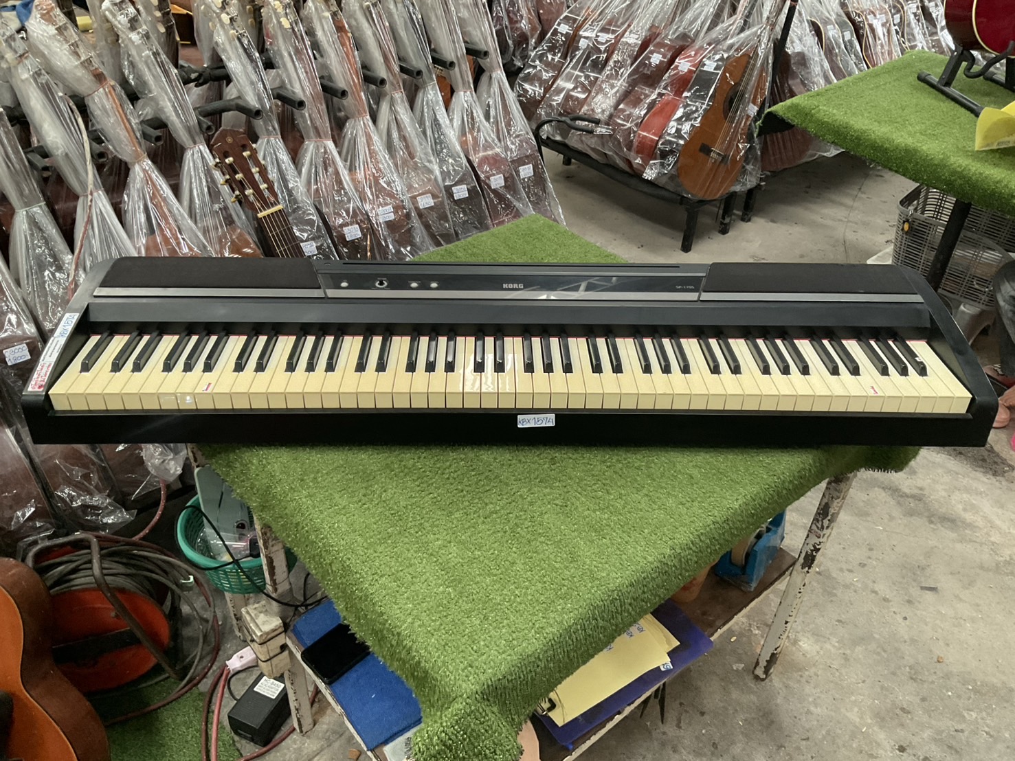 เปียโน KORG : SP-170S สินค้าไม่พร้อมใช้งาน (ต้องซ่อม)