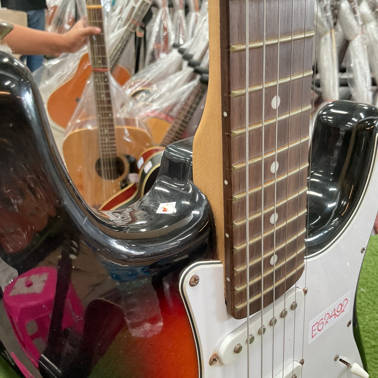 กีต้าร์ไฟฟ้า BUSKER'S