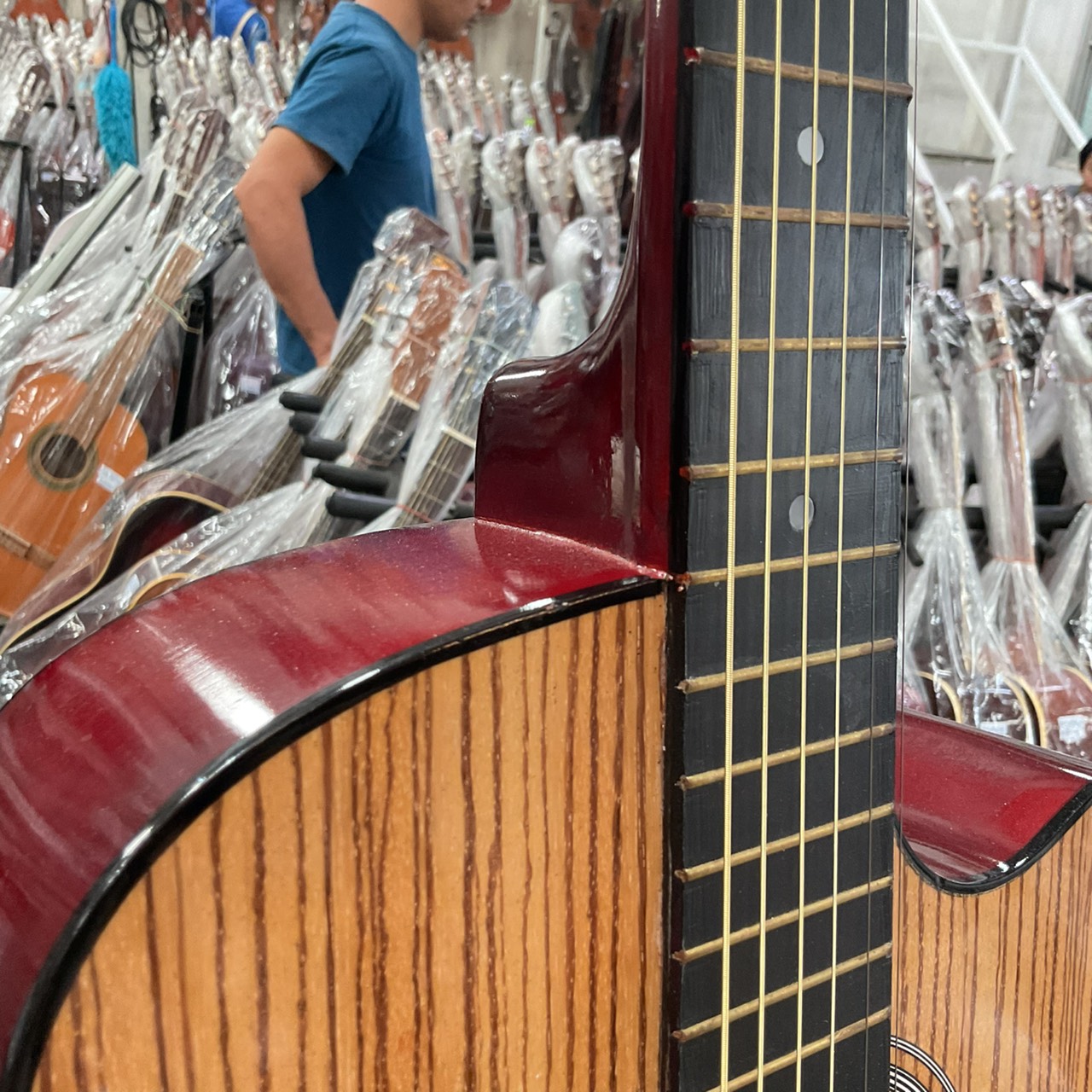 กีต้าร์โปร่ง Chelldee