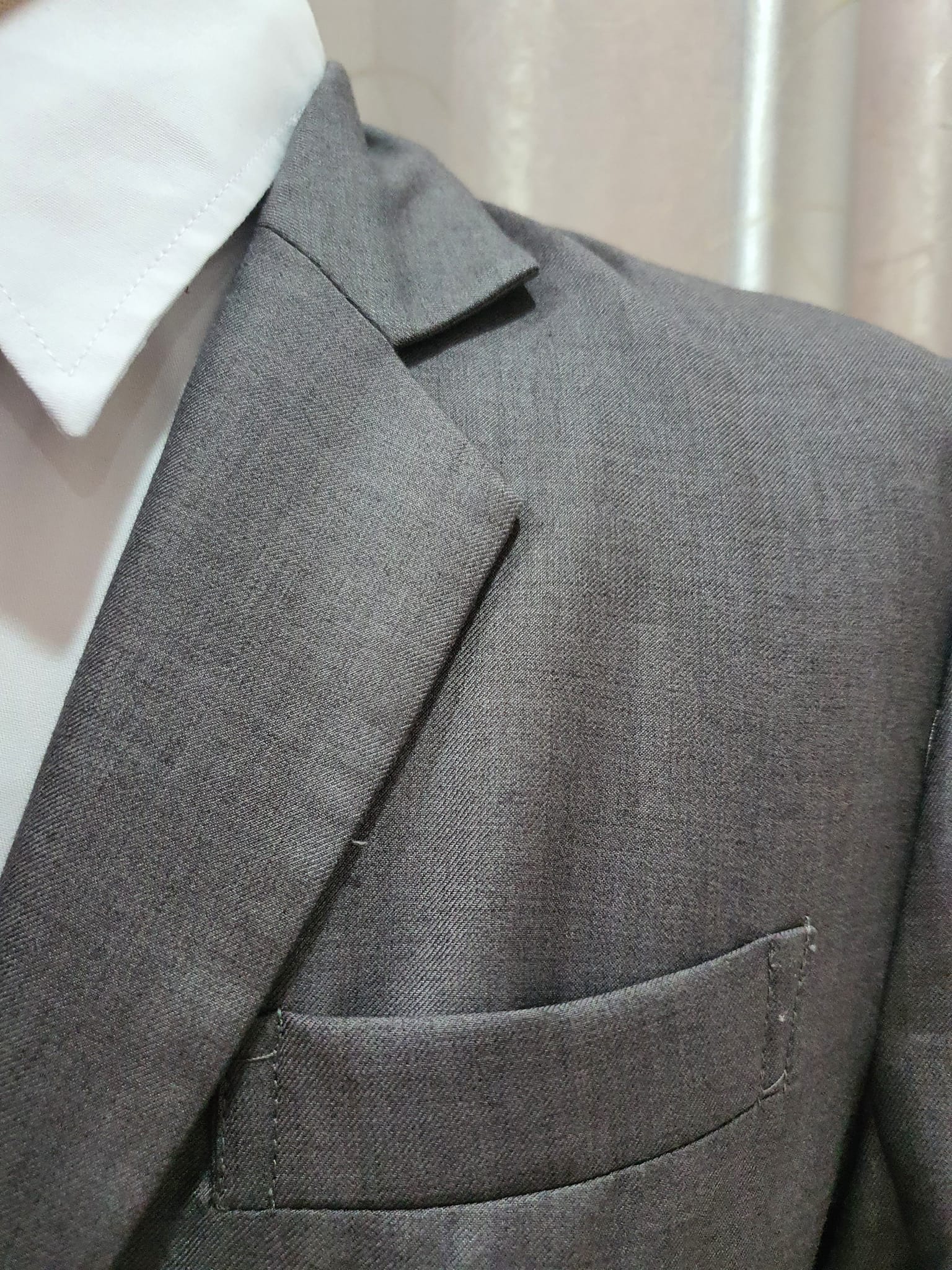 Suit0012 เสื้อสูท นำเข้า มือสอง สีเทา Apply อก 35 นิ้ว
