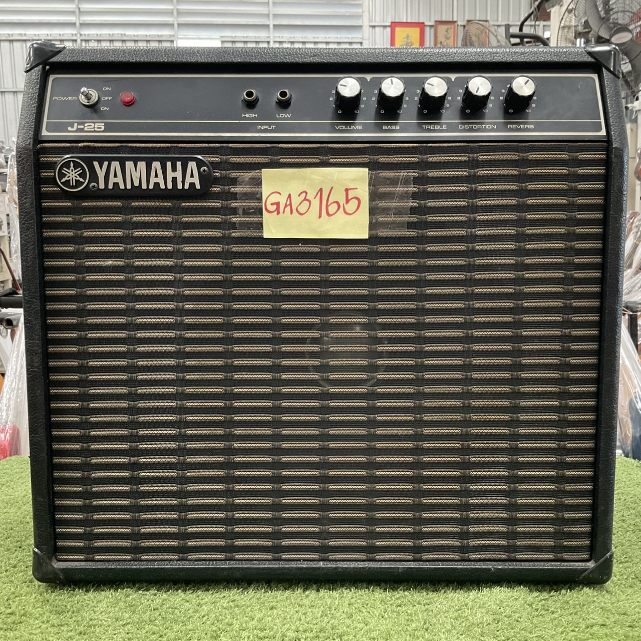 แอมป์กีต้าร์ YAMAHA : J-255