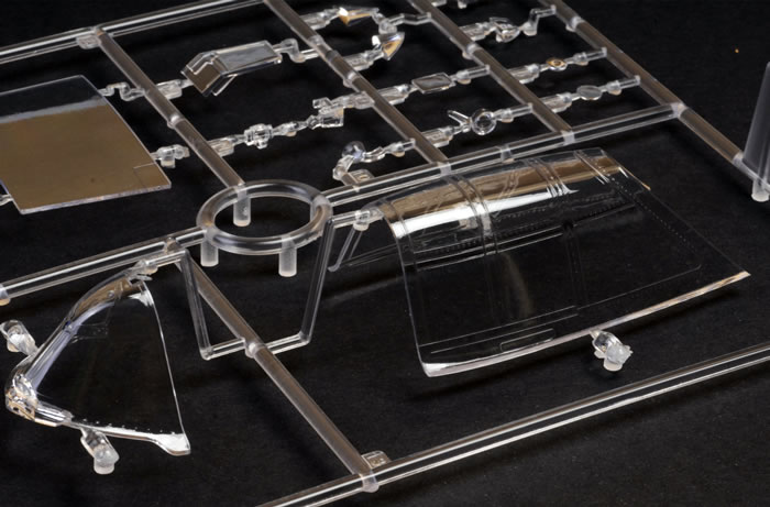 โมเดลเครื่องบินรบ Kinetic Model 1/24 KI-K3212 P-47D Thunderbolt Mk.1