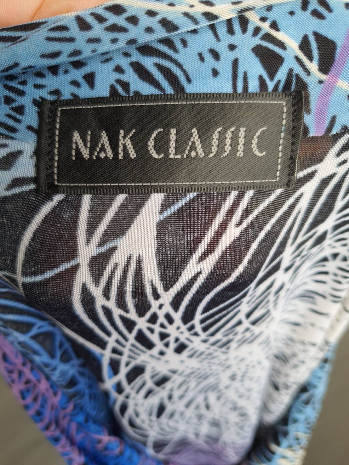 FF04385 เสื้อผ้ามือสอง คอถ่วง แบรนด์ NAK CLASSIC อก 42-46 นิ้ว