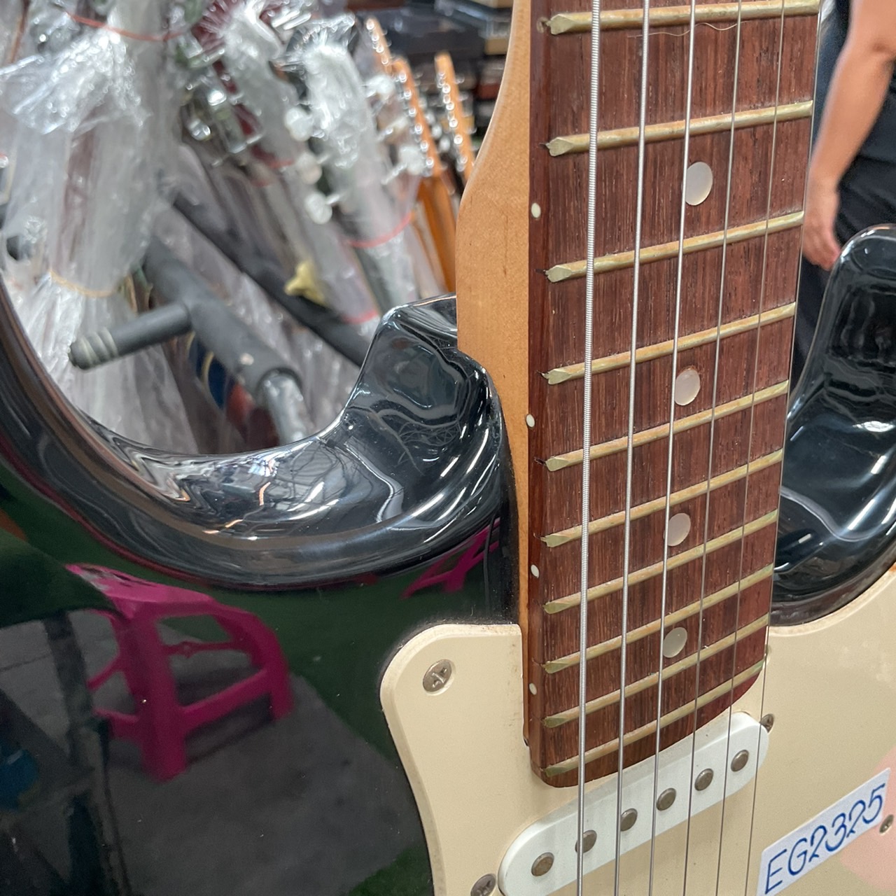 กีต้าร์ไฟฟ้า Legend