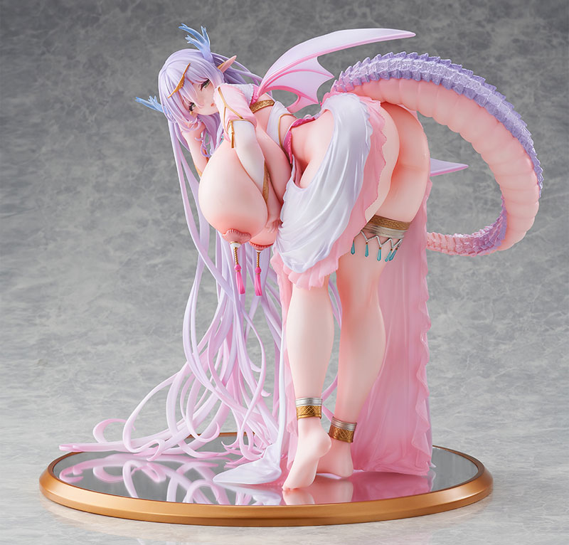 [Bonus] "The Tall, Big-Breasted Dragon Who Doesn't Know Anything About Naughty Things" Ireina Fartagna 1/5 Complete Figure(Pre-order)(Single Shipment)