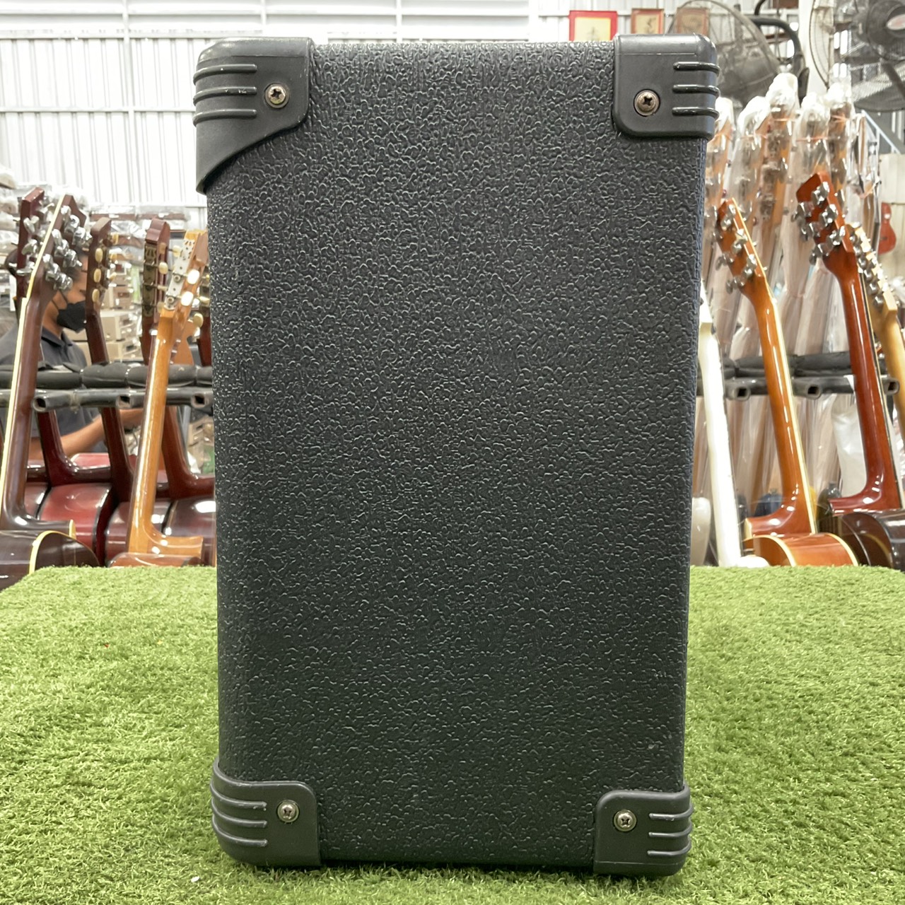 แอมป์กีต้าร์ Louis : LGA-15