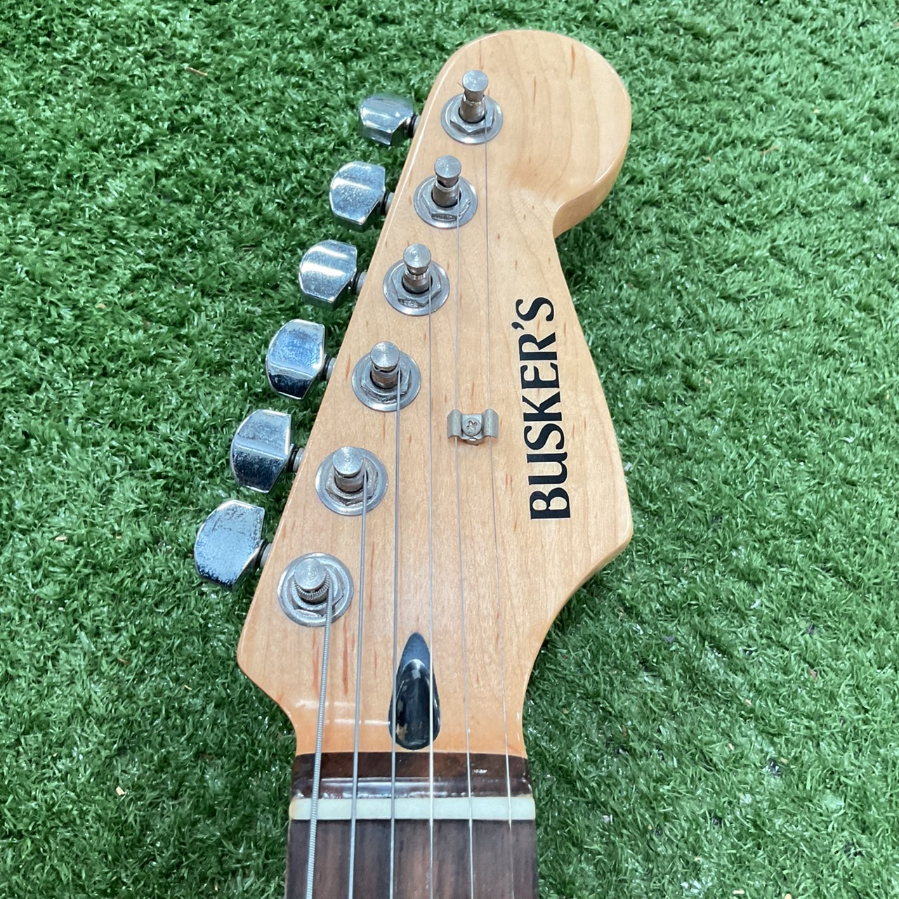 กีต้าร์ไฟฟ้า BUSKER'S