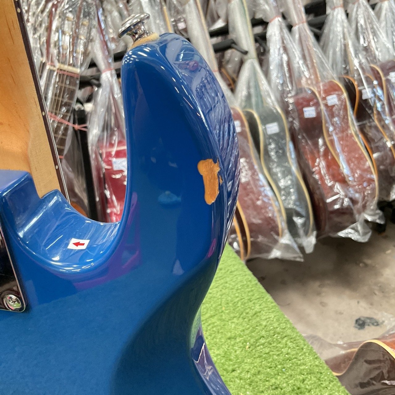 กีต้าร์ไฟฟ้า CHATTING BRID