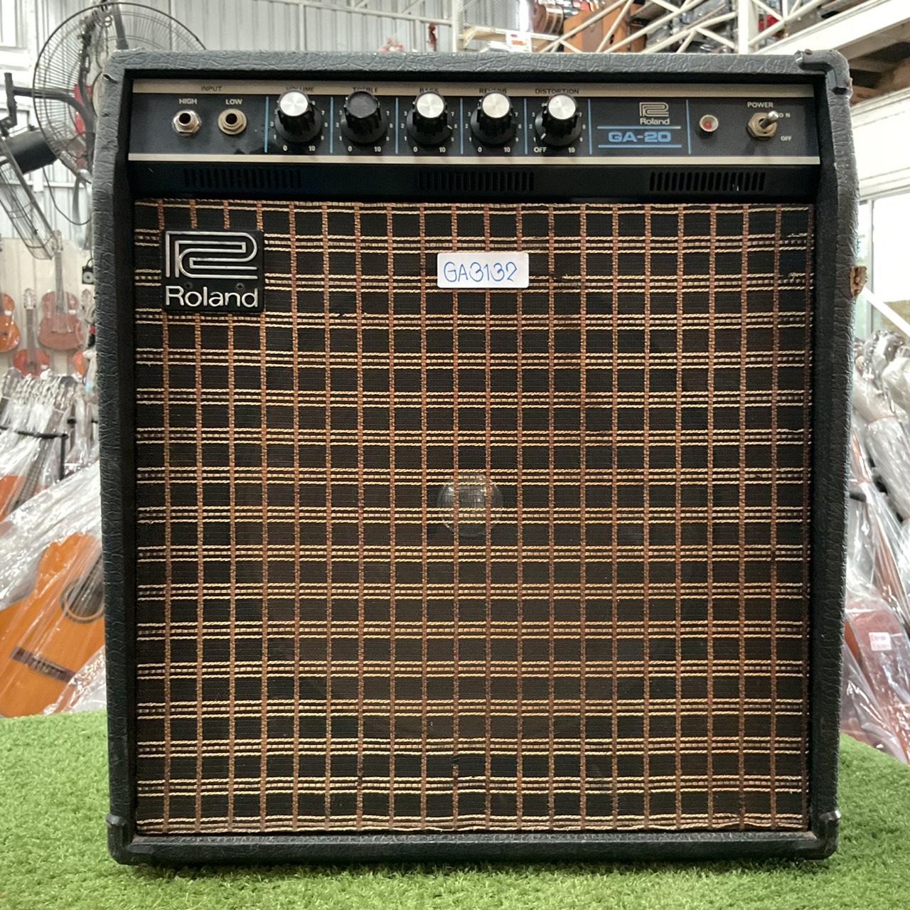 แอมป์กีต้าร์ Roland : GA-20