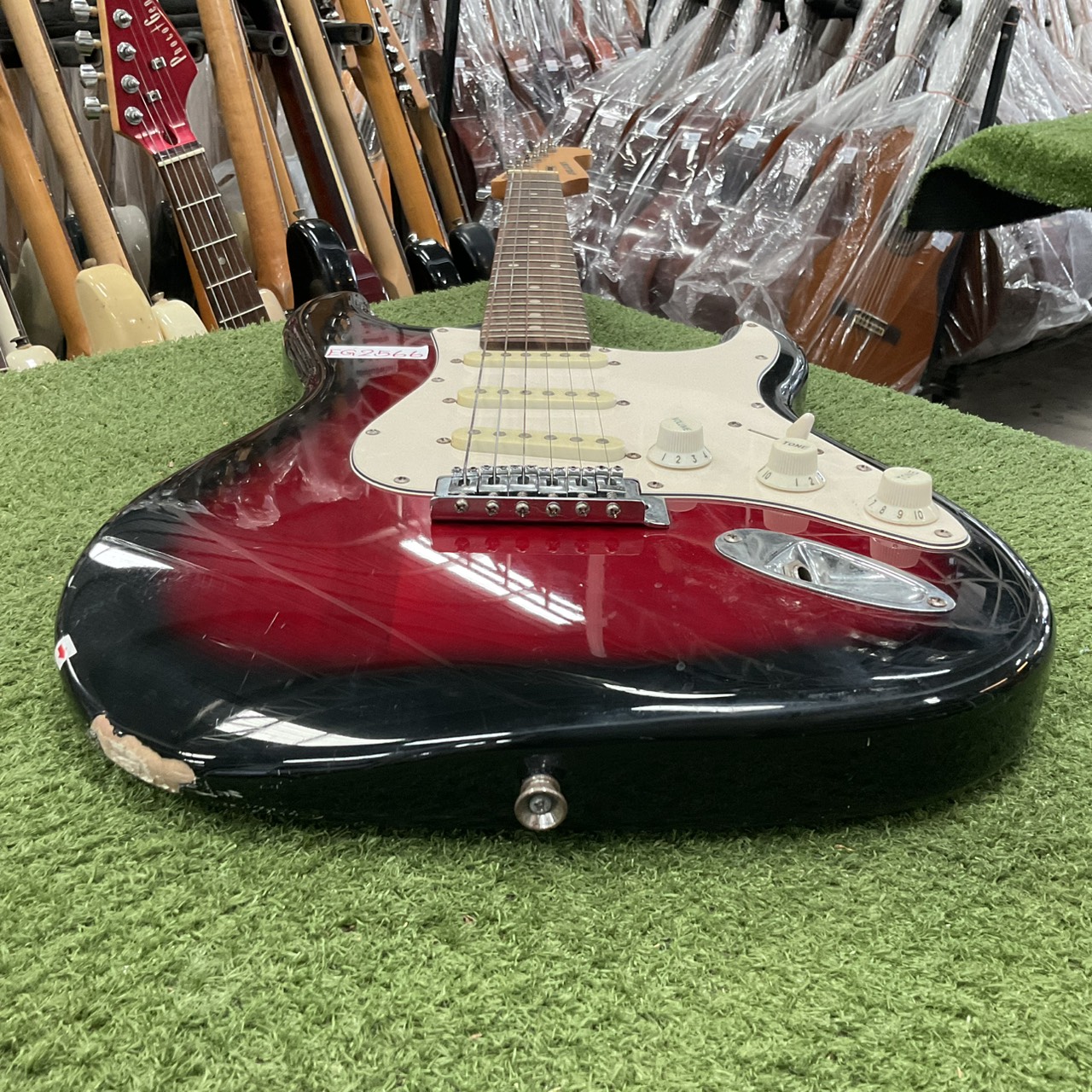 กีต้าร์ไฟฟ้า SELDER