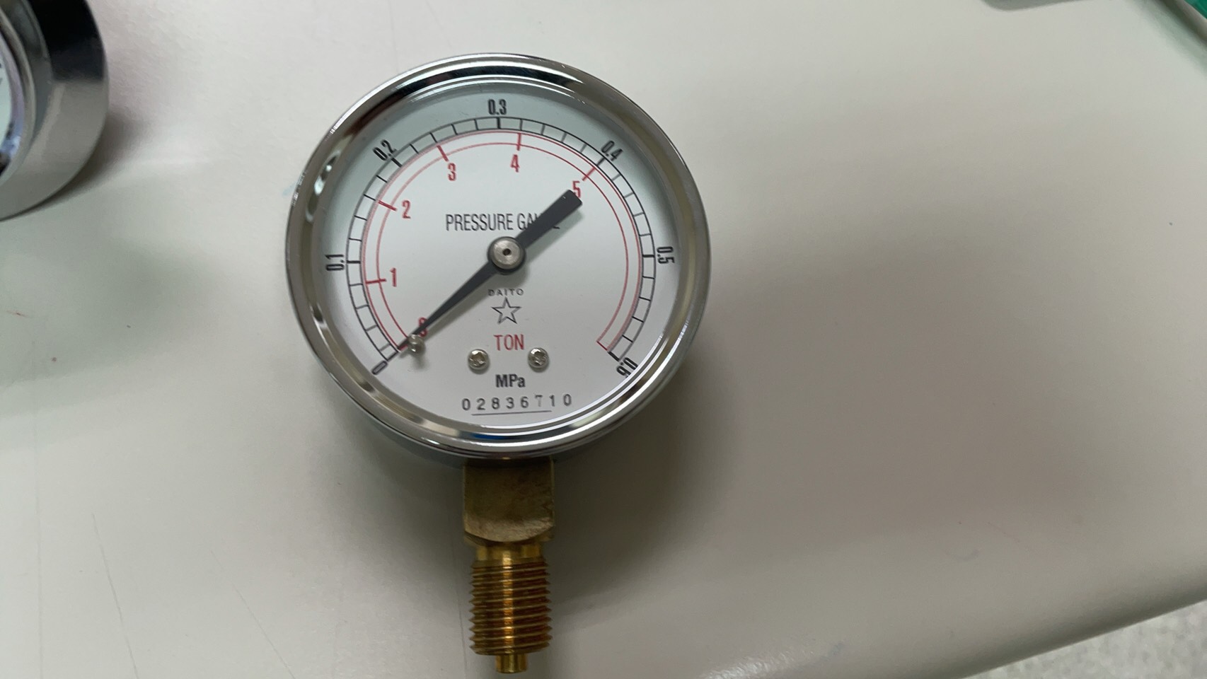 Pressure Gauge : AT G1/4 60X0-5 Ton / 0.6Mpa : Daitoukeiki JAPAN