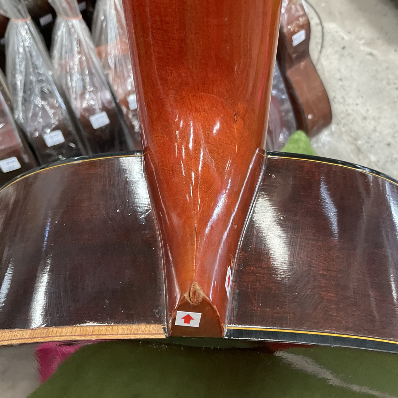 กีต้าร์คลาสสิค YAMAHA : G-70D