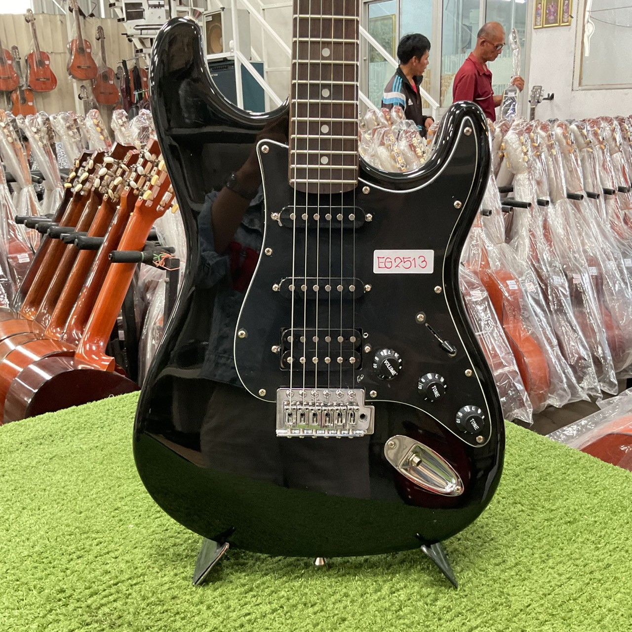 กีต้าร์ไฟฟ้า SELDER