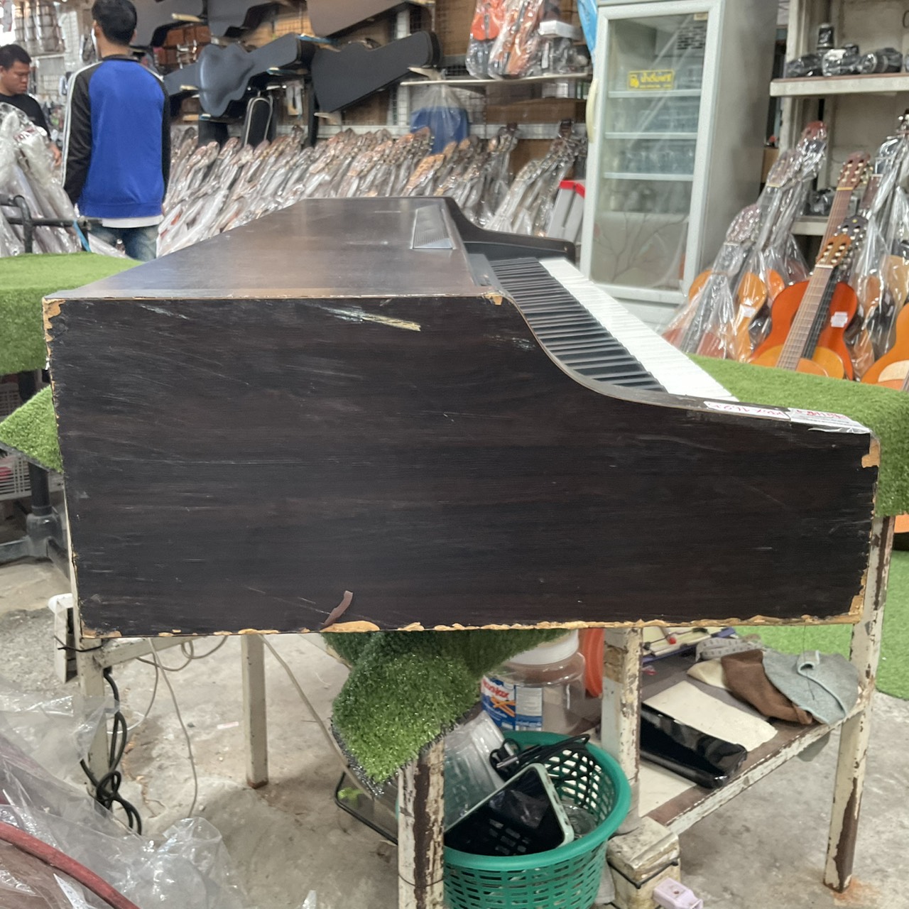 เปียโน YAMAHA : CLP-820 สินค้าไม่พร้อมใช้งาน (ต้องซ่อม)