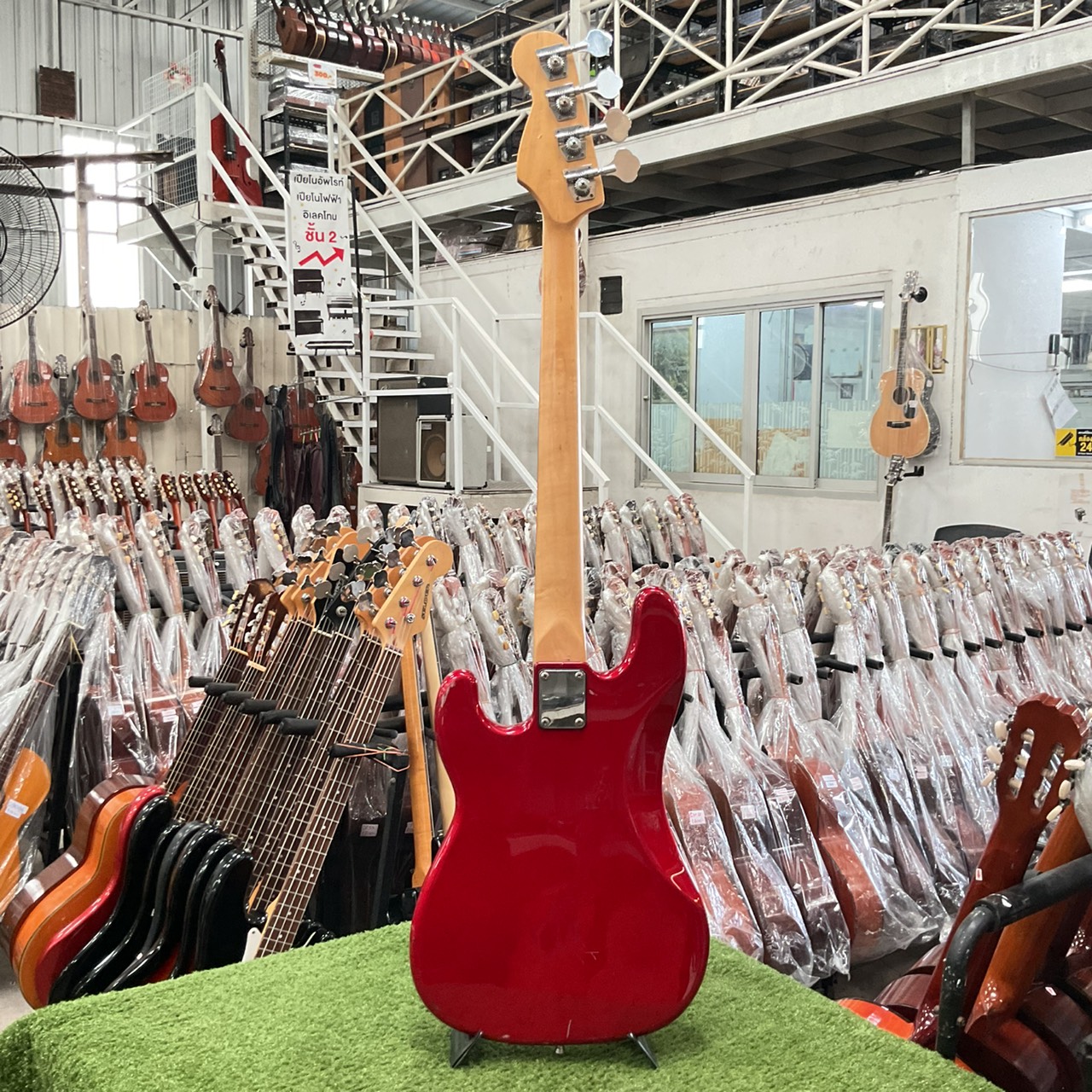 กีต้าร์เบส SELDER