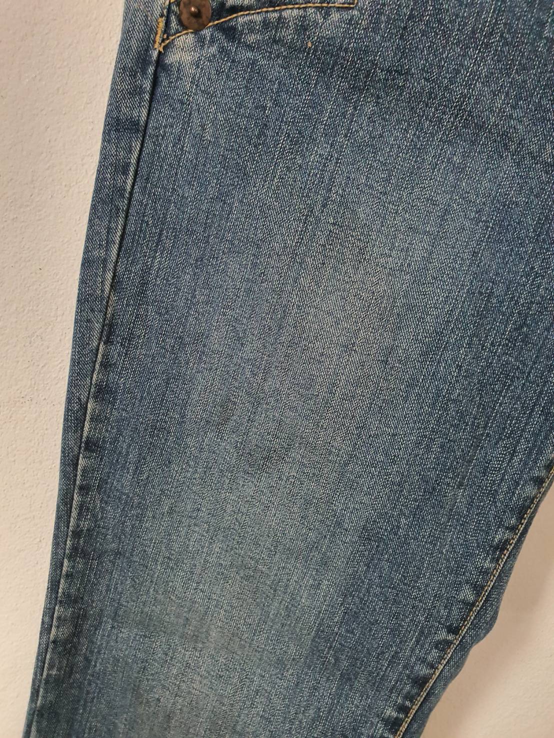 FF06252กางเกงยีนส์มือสอง ขายาว แบรนด์ bossoni jeans เอว 30 นิ้ว
