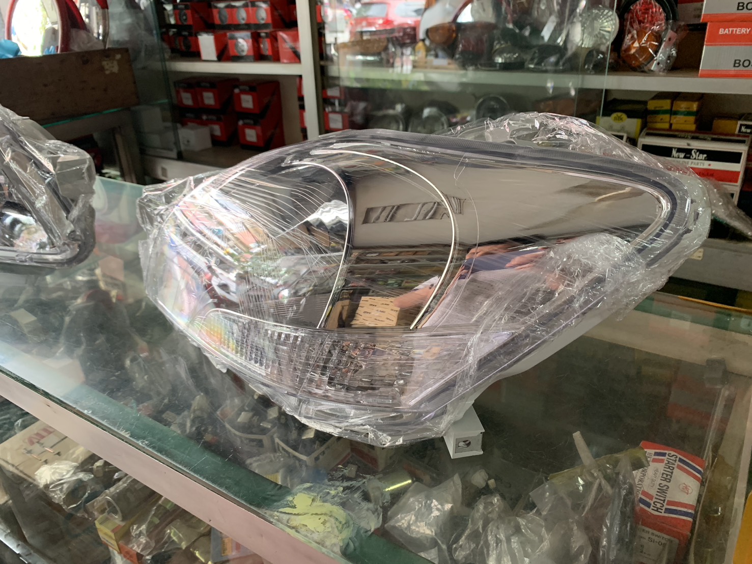 โคมไฟหน้า TOYOTA VIOS 2008 GEN2