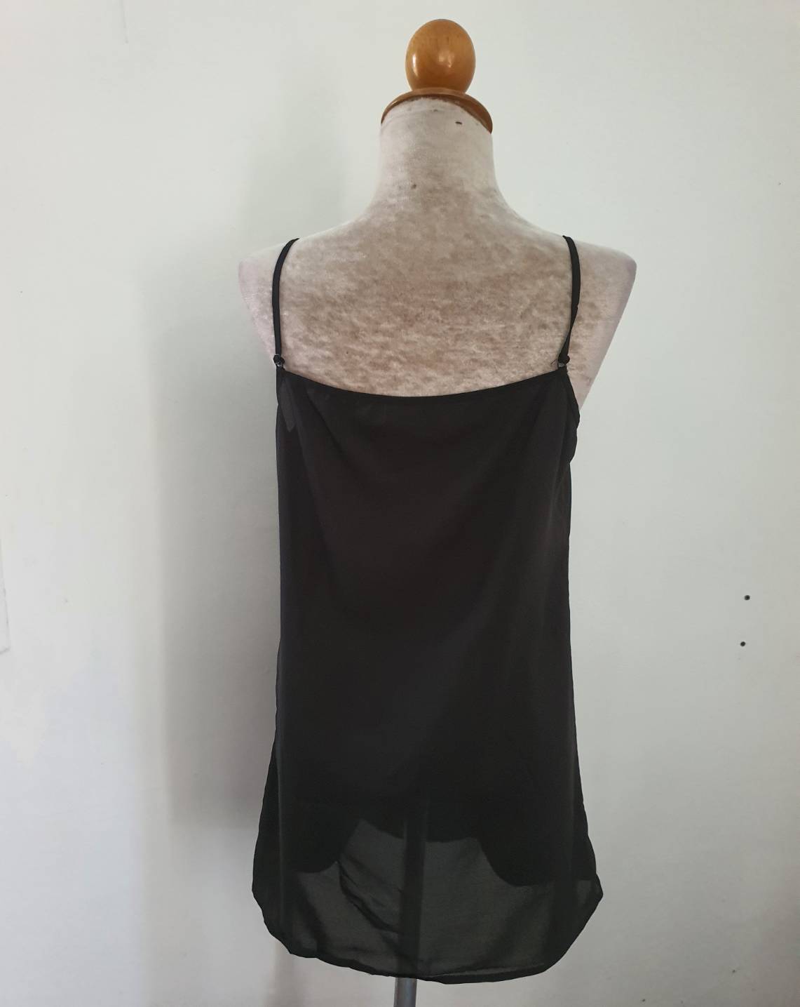 FF06653 เสื้อซับใน สีดำ มือสอง อก 36 นิ้ว