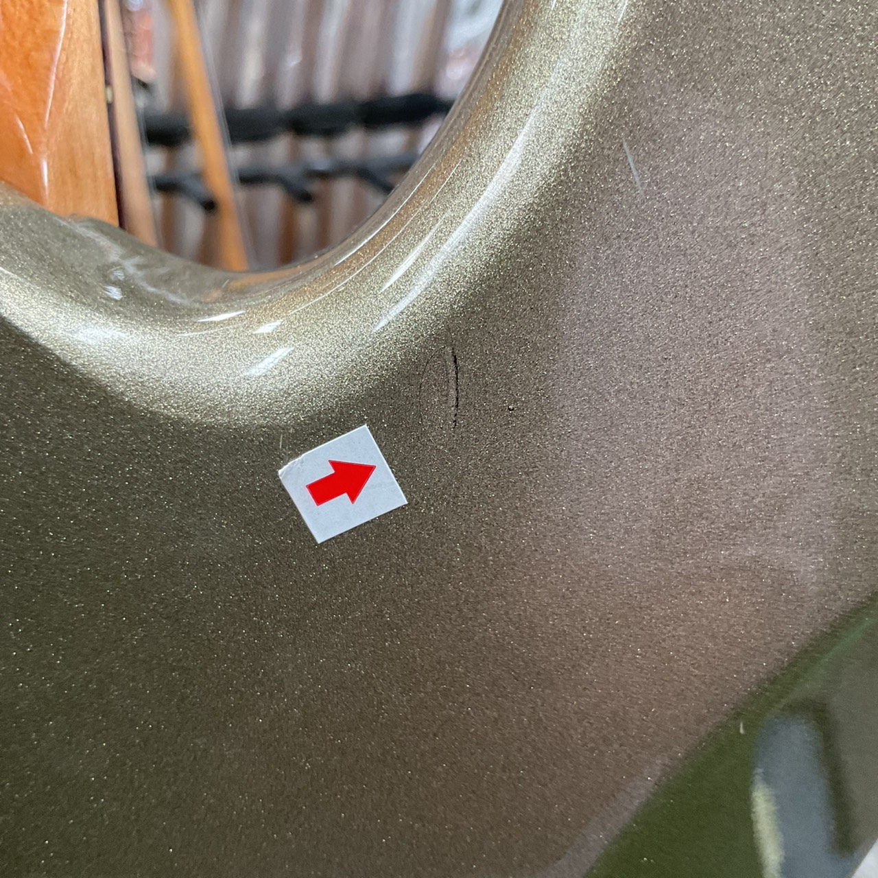 กีต้าร์เบส Legend