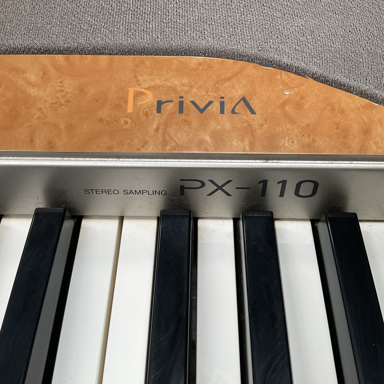 เปียโน CASIO : PX-110 สินค้าไม่พร้อมใช้งาน (ต้องซ่อม)