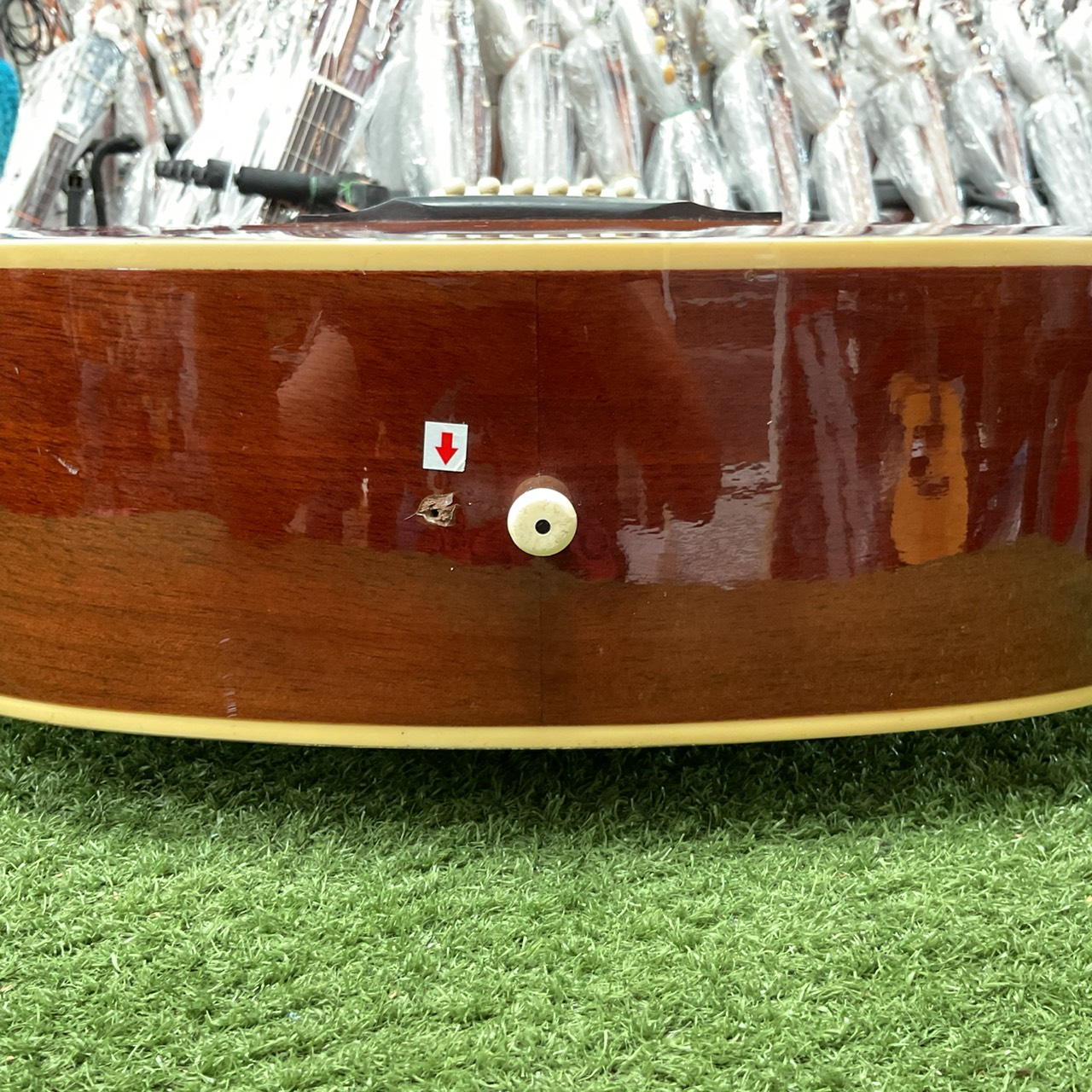 กีต้าร์โปร่ง Morris : MF-207