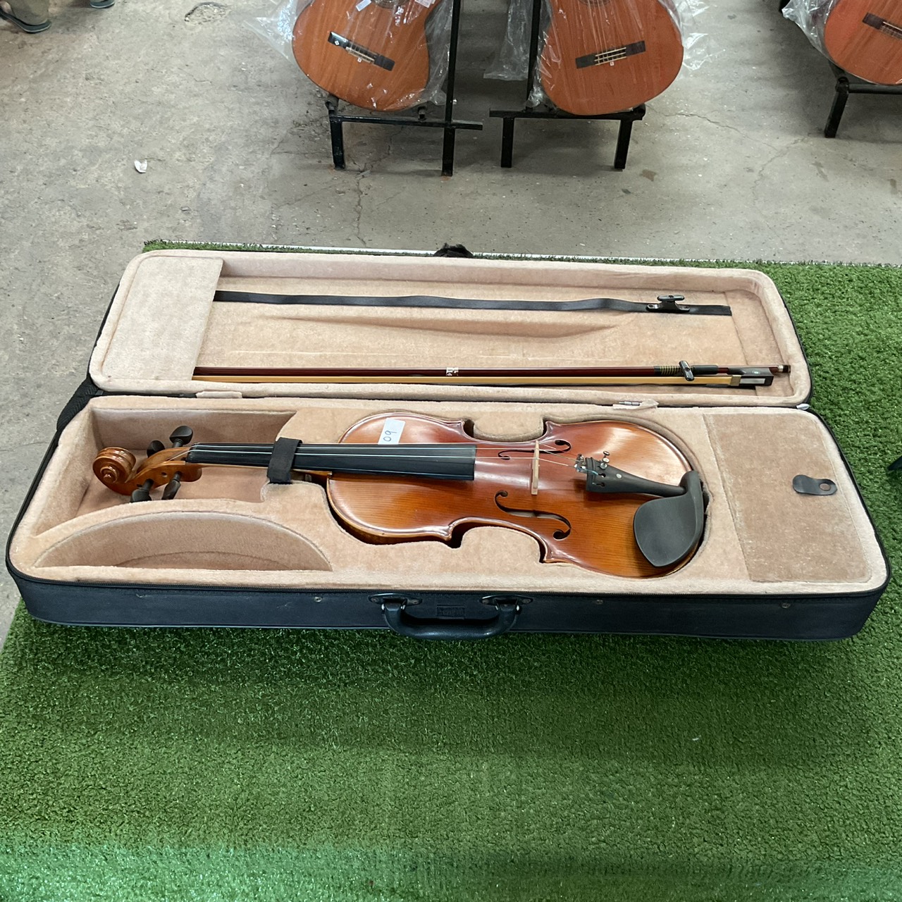 ไวโอลิน STRAD CLASSIC