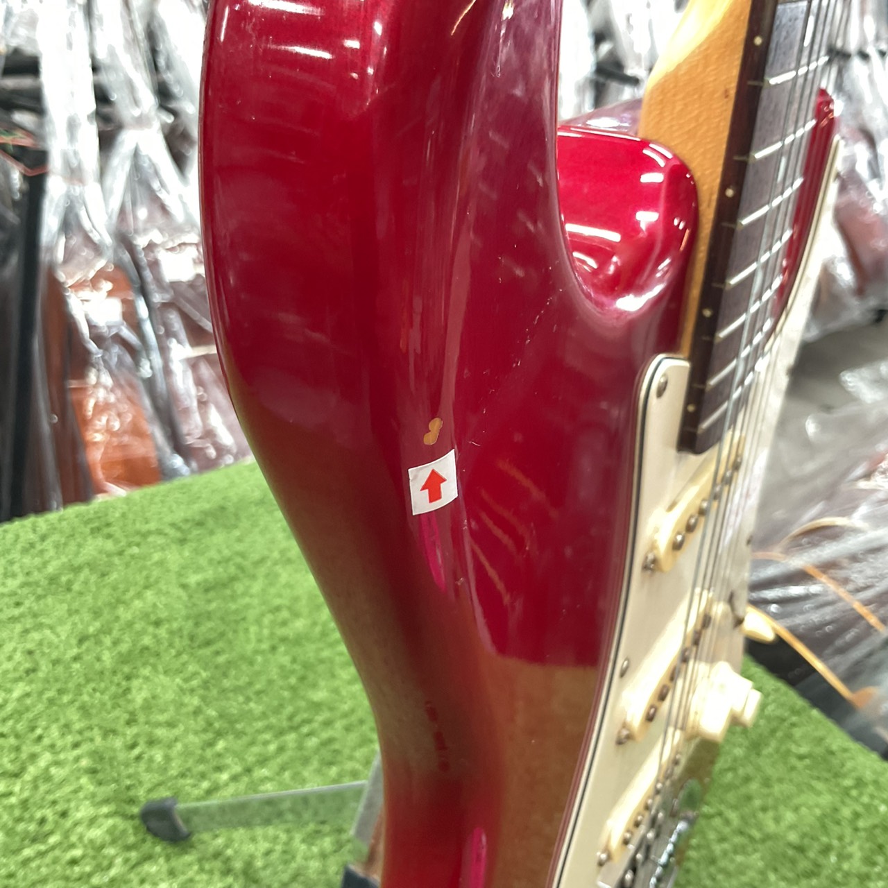 กีต้าร์ไฟฟ้า Photogenic