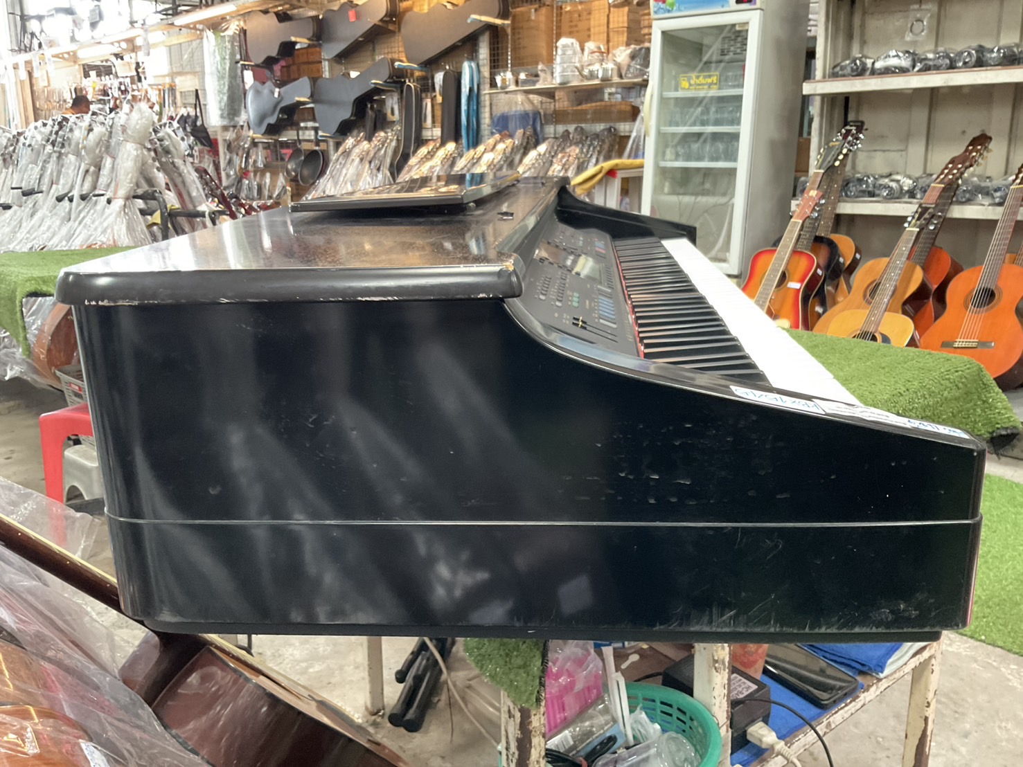 เปียโน YAMAHA : CVP-96 สินค้าไม่พร้อมใช้งาน (ต้องซ่อม)