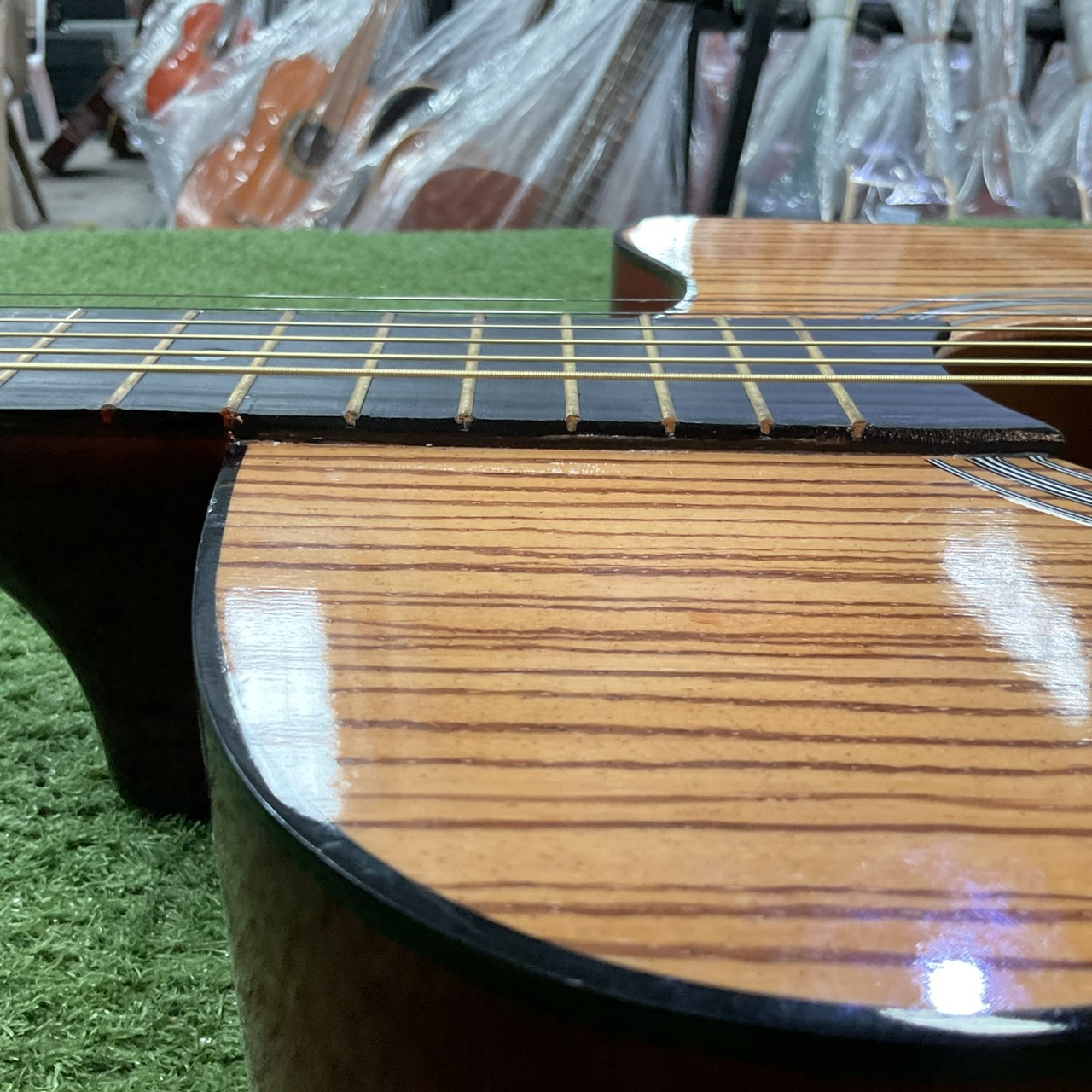 กีต้าร์โปร่ง Chelldee