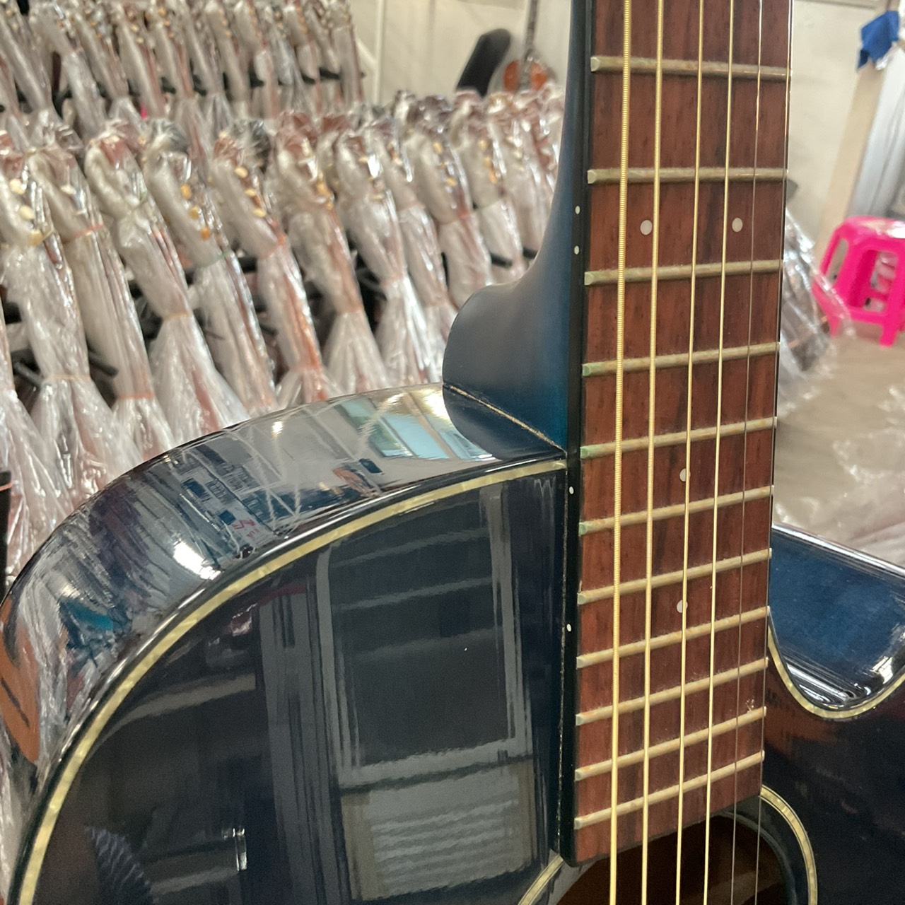 กีต้าร์โปร่งไฟฟ้า Cort : SFX E TBB