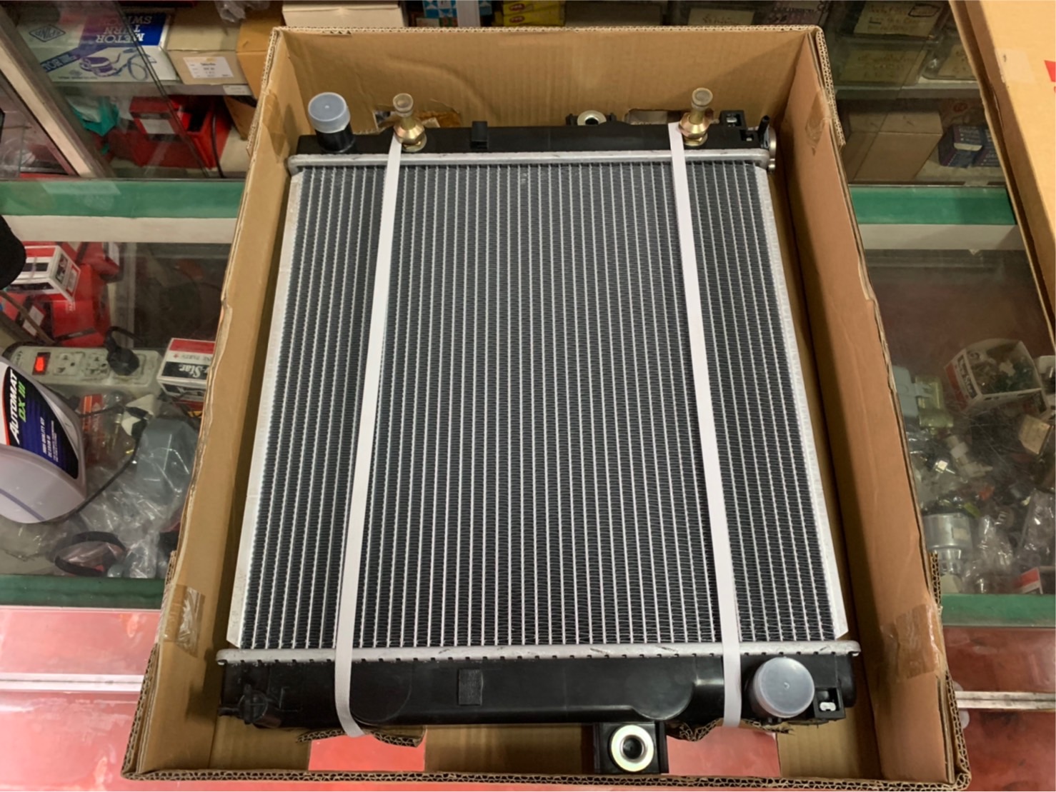 หม้อน้ำ NISSAN โฟคลิฟท์ K25 DP30 FD17D เกียร์ออโต้