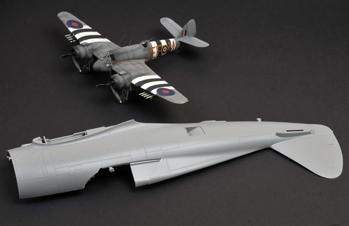โมเดลเครื่องบินรบ Kinetic Model 1/24 KI-K3212 P-47D Thunderbolt Mk.1