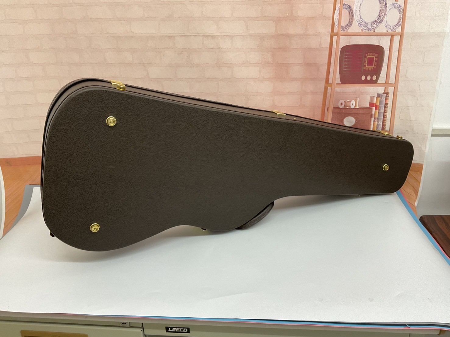 กล่องเคสกีต้าร์ไฟฟ้า (ใส่ได้ทุกทรง SD,LP,TL,SG) สีน้ำตาล