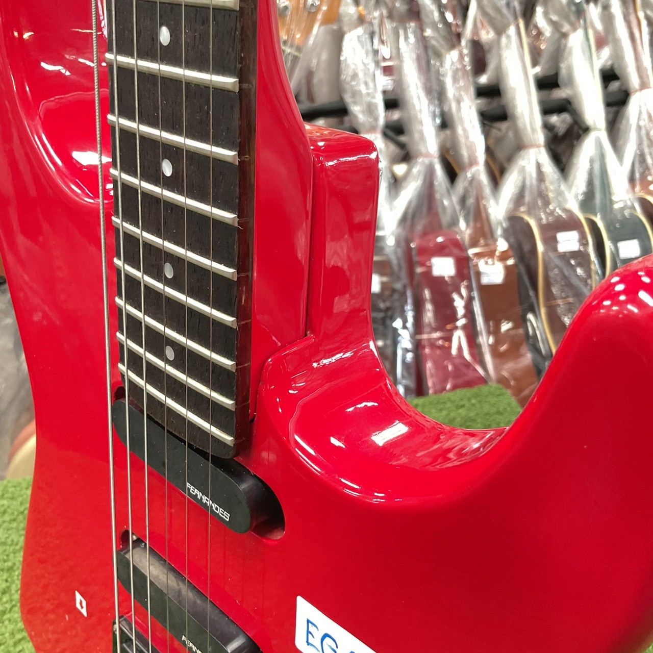 กีต้าร์ไฟฟ้า FERNANDES