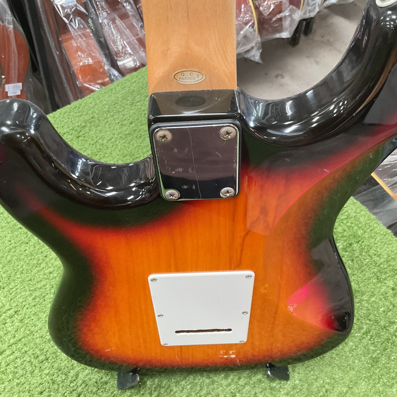 กีต้าร์ไฟฟ้า SELDER