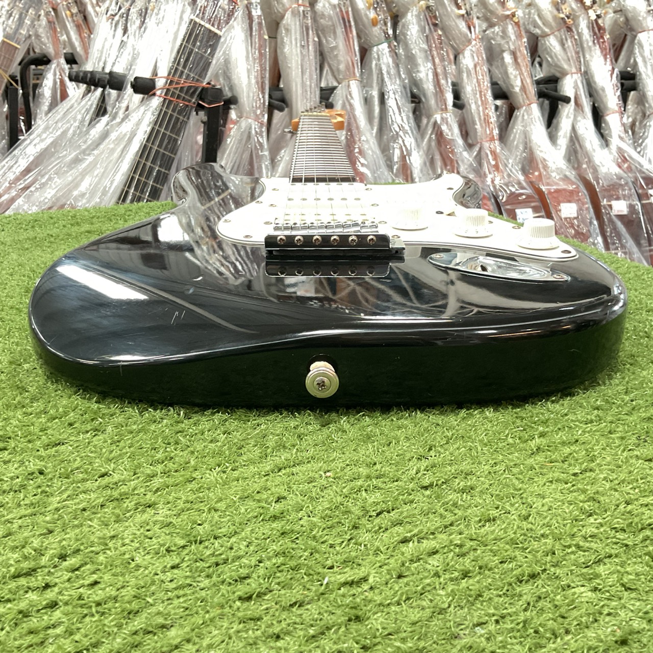 กีต้าร์ไฟฟ้า BUSKER'S