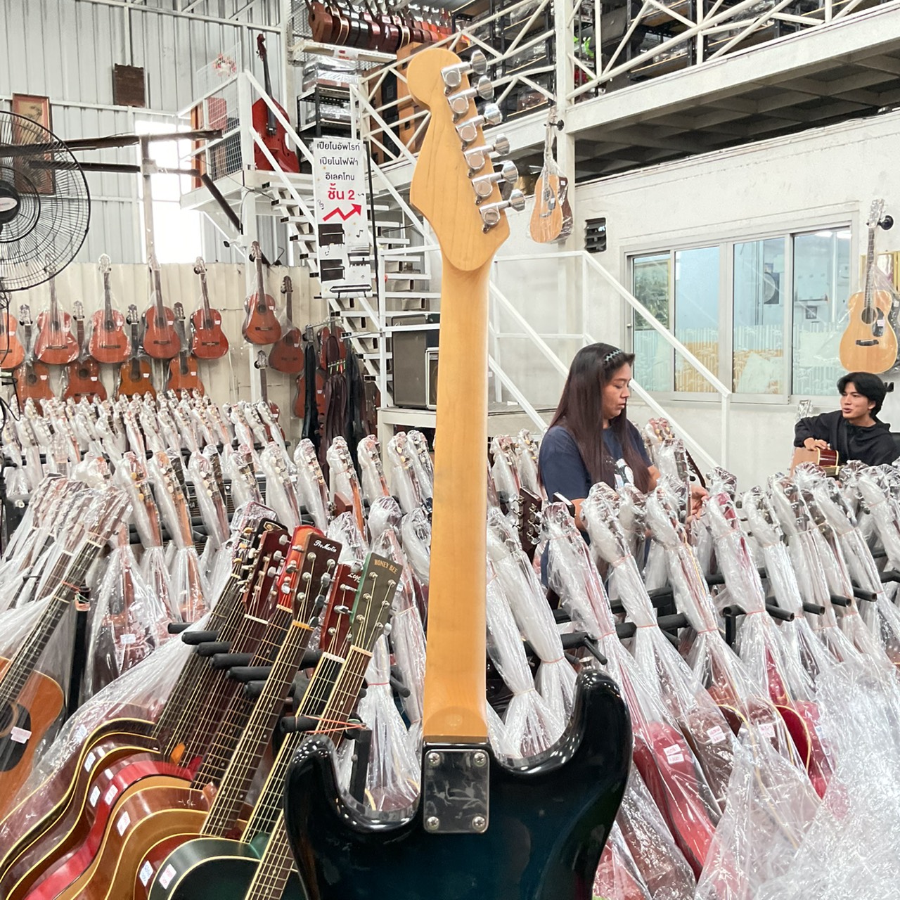 กีต้าร์ไฟฟ้า PhotoGenic