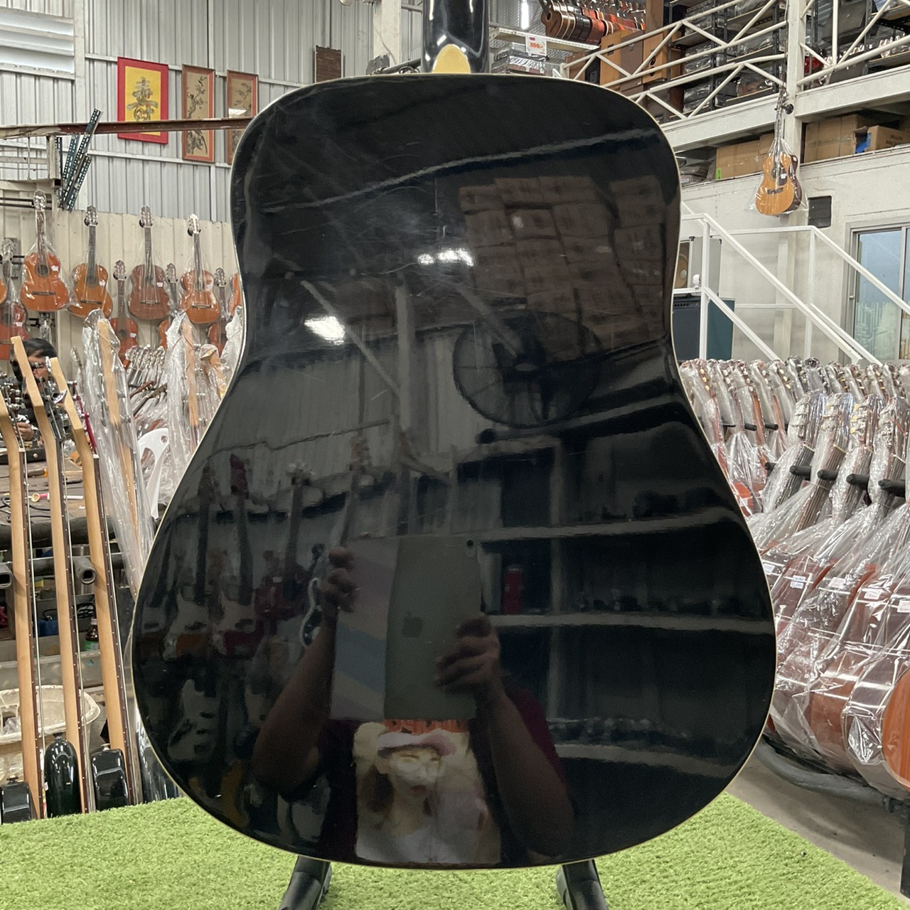 กีต้าร์โปร่ง HONEY BEE : W-15 BK