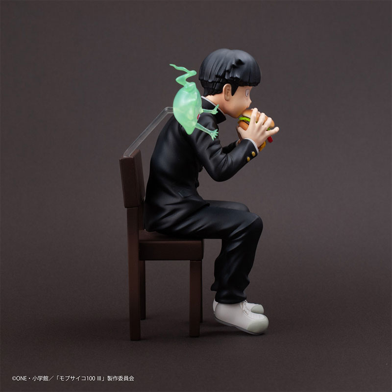 [Bonus] Mob Psycho 100 III x Bunbougu Cafe 2022 Figure Shigeo Kageyama & Dimple(Provisional Pre-order)