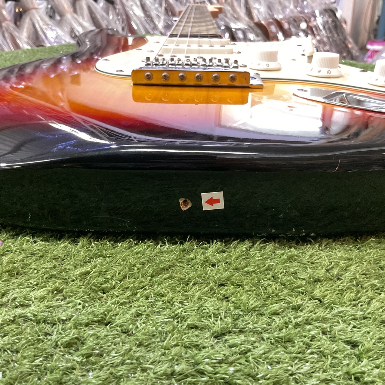 กีต้าร์ไฟฟ้า Tony Smith