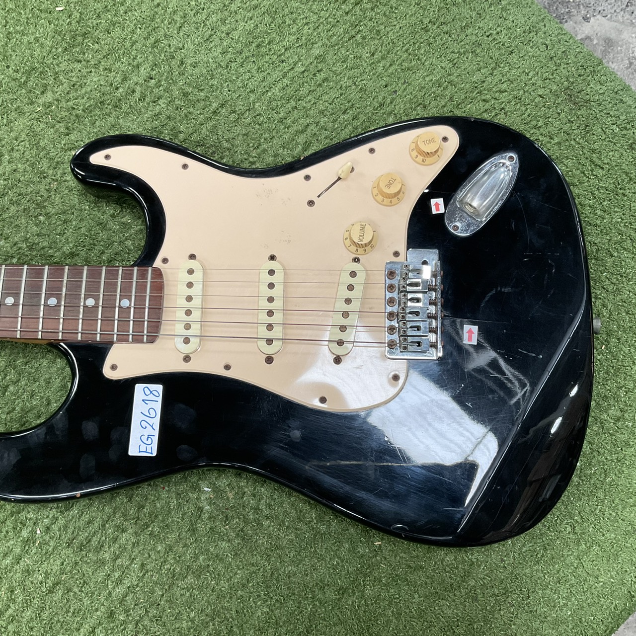 กีต้าร์ไฟฟ้า Photogenic : TRADITIONAL