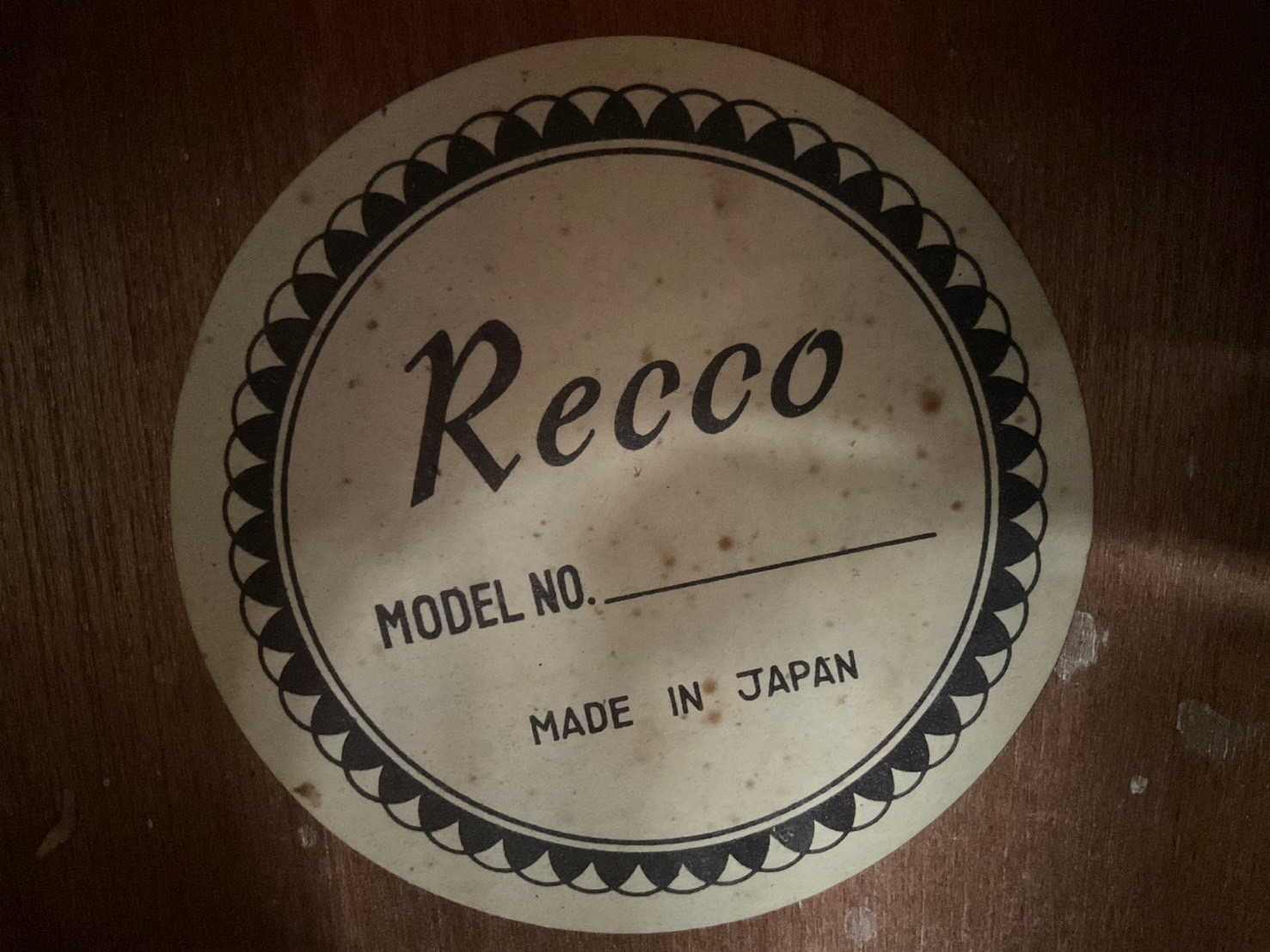 กีต้าร์คลาสสิค Recco