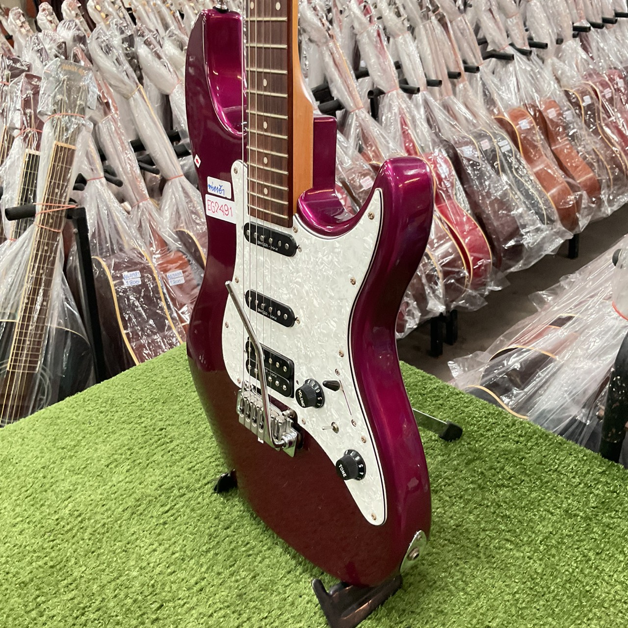 กีต้าร์ไฟฟ้า Elioth : S305