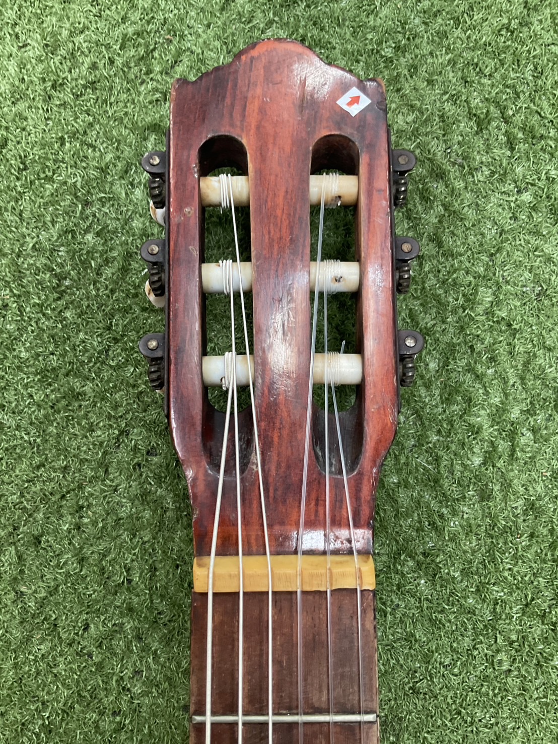 กีต้าร์คลาสสิค 春日 (Kasuga)